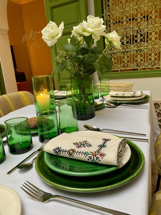 Riad Dar Adal Exclusivite 2 A 6 Personnes Petit Dejeuner Compris Place Jemaa El Fna 마라케시 외부 사진